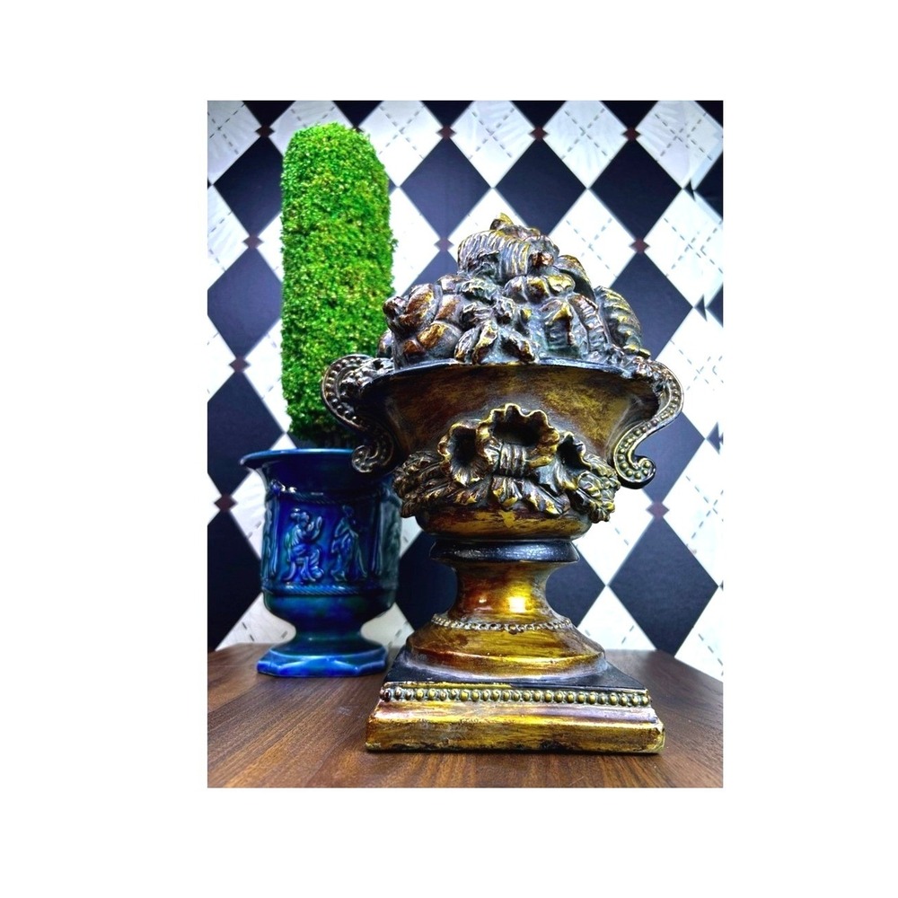 Large Coastal Shell Urn Hollywood Regency Style Centerpiece